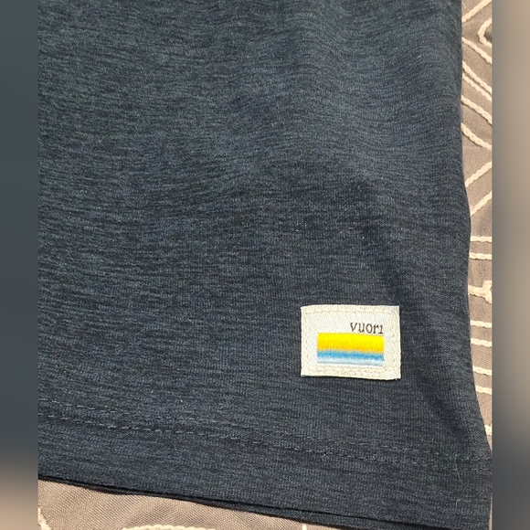 Vuori Men's Heathered Blue Polo Size XL - Picture 2 of 7
